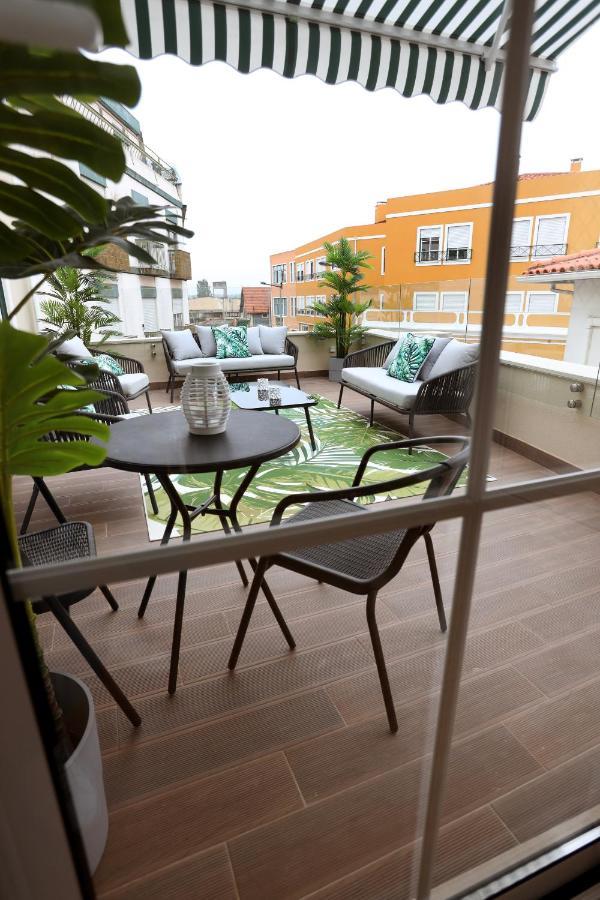 Glass Boutique - Rooms & Suites Marinha Grande Bagian luar foto