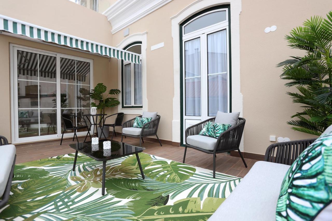 Glass Boutique - Rooms & Suites Marinha Grande Bagian luar foto