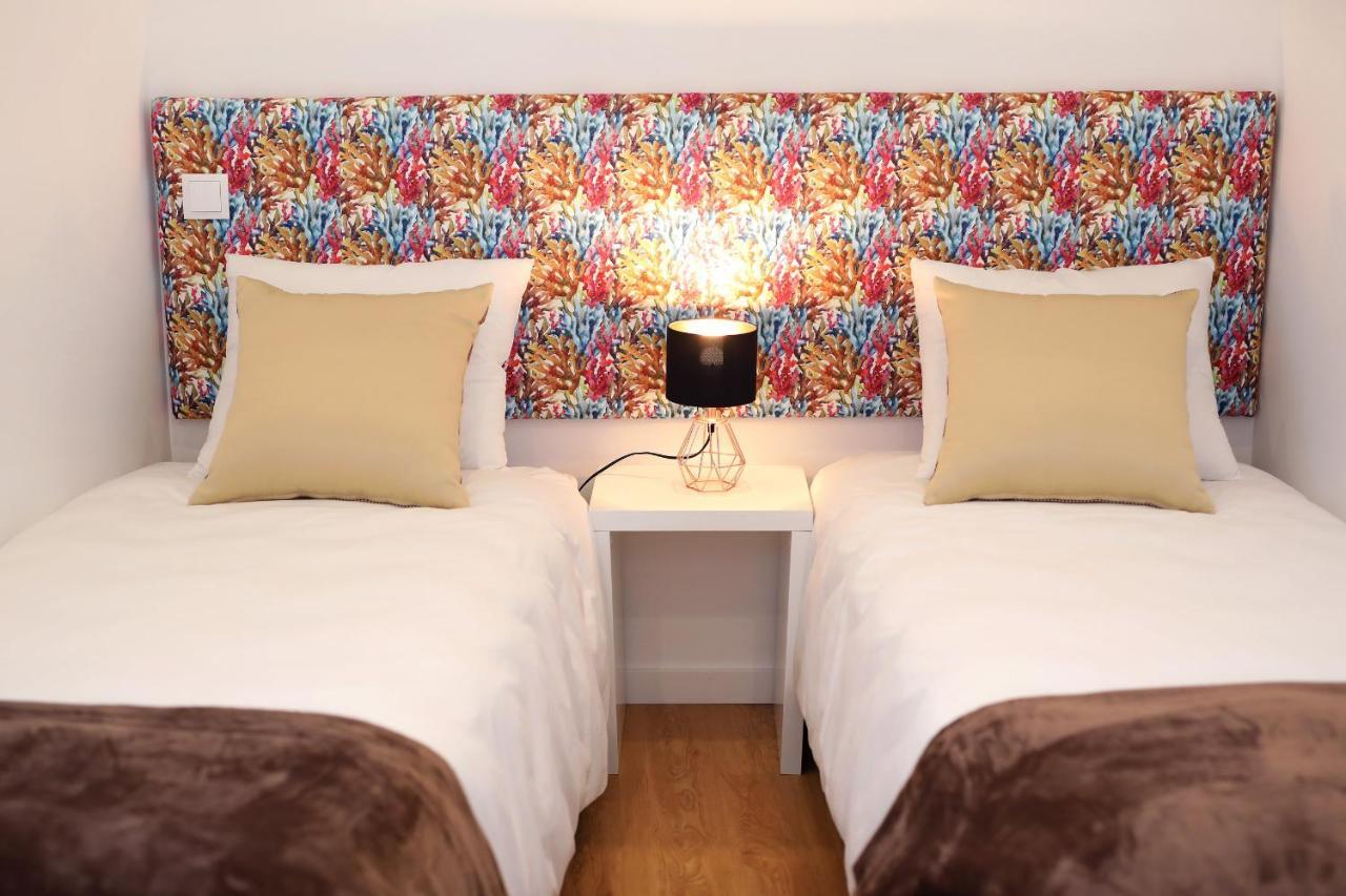 Glass Boutique - Rooms & Suites Marinha Grande Bagian luar foto