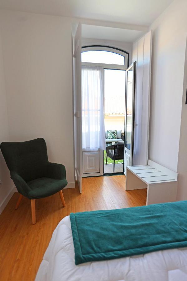 Glass Boutique - Rooms & Suites Marinha Grande Bagian luar foto