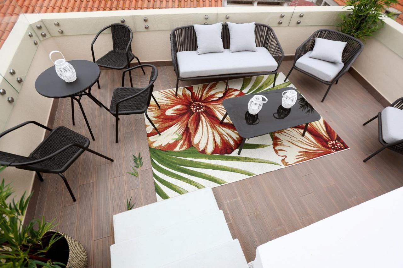 Glass Boutique - Rooms & Suites Marinha Grande Bagian luar foto