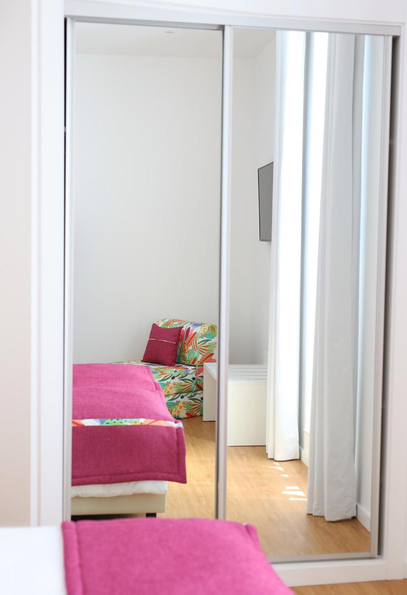 Glass Boutique - Rooms & Suites Marinha Grande Ruang foto